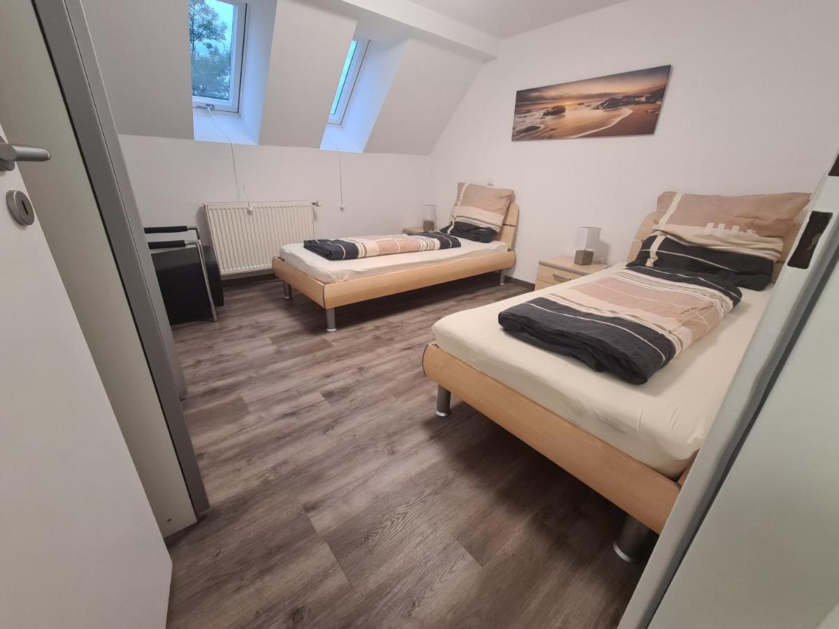 Wohnung Mit 2 Schlafzimmern Wutoschingen 外观 照片